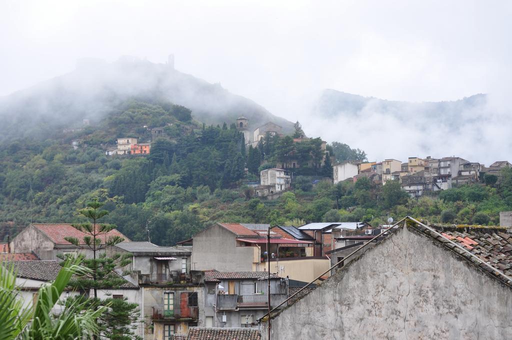 Casa Catena Francavilla di Sicilia Phòng bức ảnh