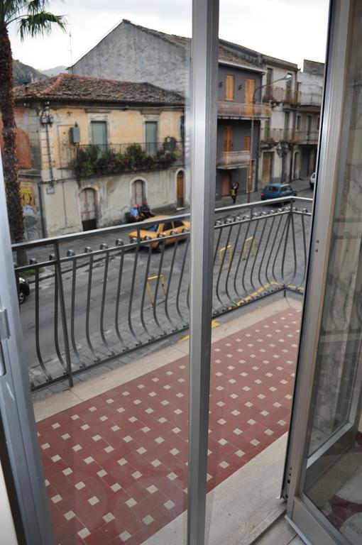 Casa Catena Francavilla di Sicilia Phòng bức ảnh