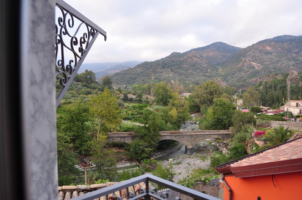 Casa Catena Francavilla di Sicilia Phòng bức ảnh