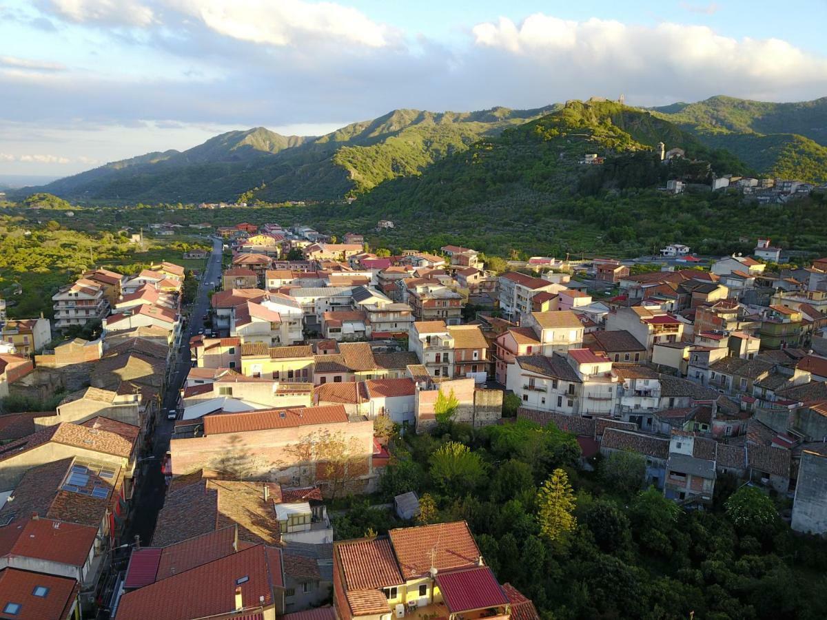 Casa Catena Francavilla di Sicilia Ngoại thất bức ảnh