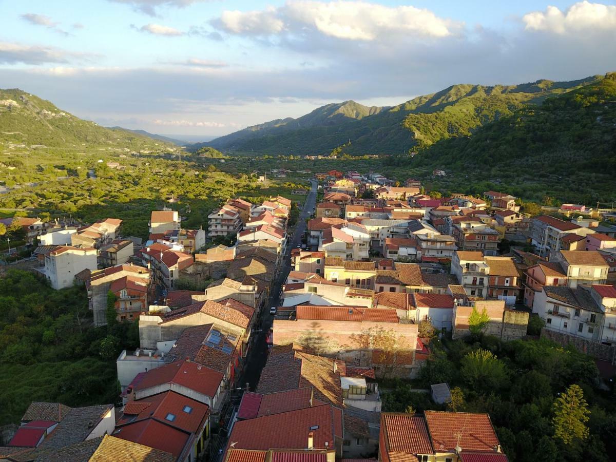 Casa Catena Francavilla di Sicilia Ngoại thất bức ảnh